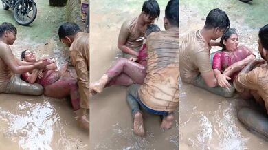 Bangla Bhabhi Touched Everywhere Playing Holi