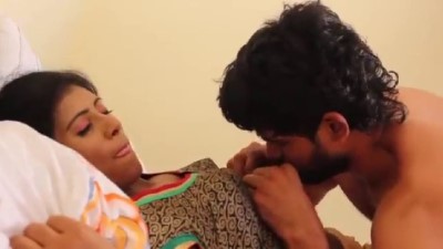 Tailor udan housewife moodu aagi paduthu ool seiyum